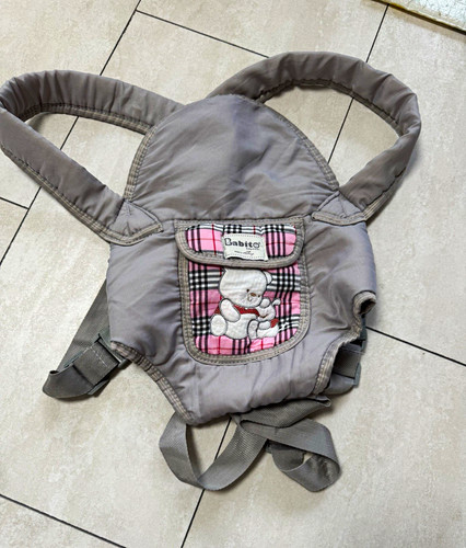 Babito babytrage grau - in, und